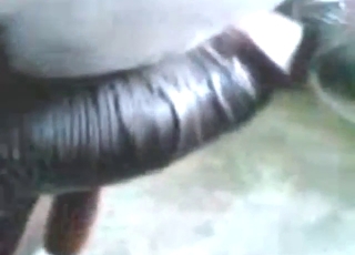 janwar ki tang gaand ek aadmi ke zariye khinch gayi