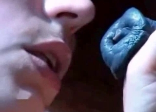 страstny oralny stosunek z uroczym kundelkiem