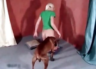 Bleached biotch and nasty doggy